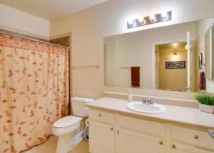 Walkable Gem W/ Pool Access