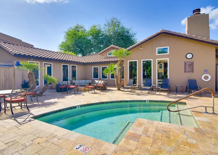 Walkable Gem W/ Pool Access * Scottsdale